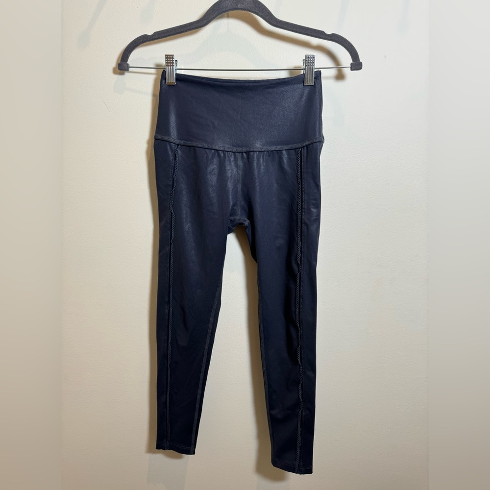 Beyond yoga leggings / tights size S small